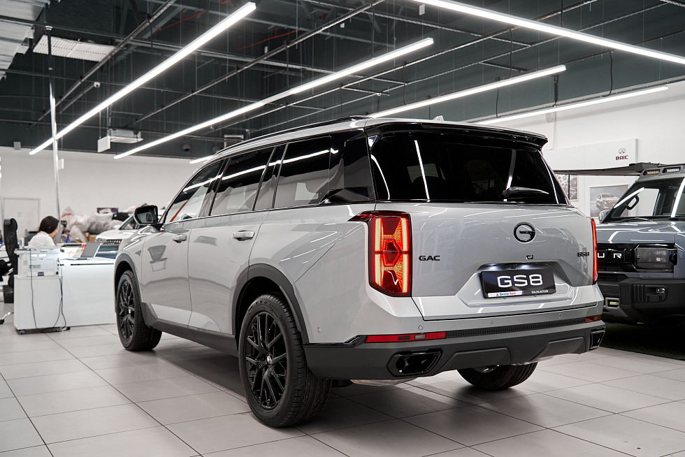 GAC GS8 GX Premium, серебряный