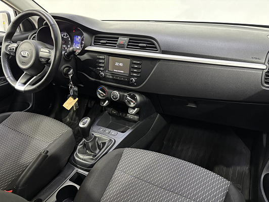 Kia Rio Comfort, 2018 года, пробег 73000 км