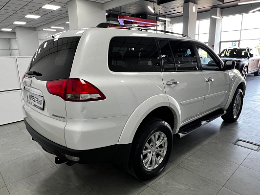 Mitsubishi Pajero Sport Ultimate, 2015 года, пробег 226469 км