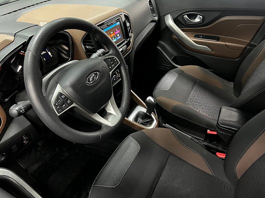 Lada (ВАЗ) XRAY Comfort, 2019 года, пробег 72619 км