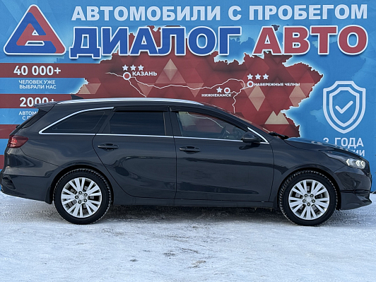 Kia Ceed Premium, 2022 года, пробег 57000 км