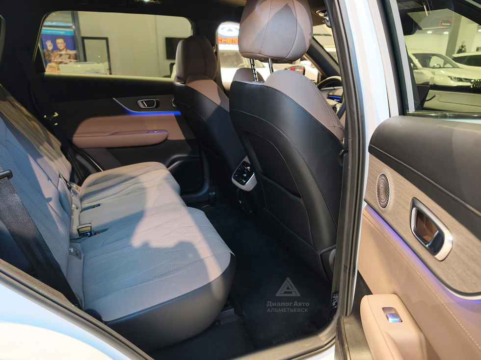 Tenet T8 Ультра 4WD, белый