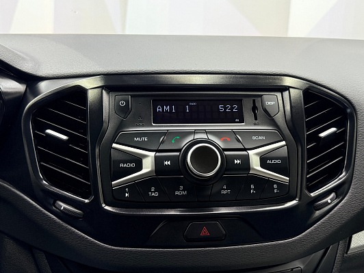 Lada (ВАЗ) Vesta Comfort, 2019 года, пробег 137000 км