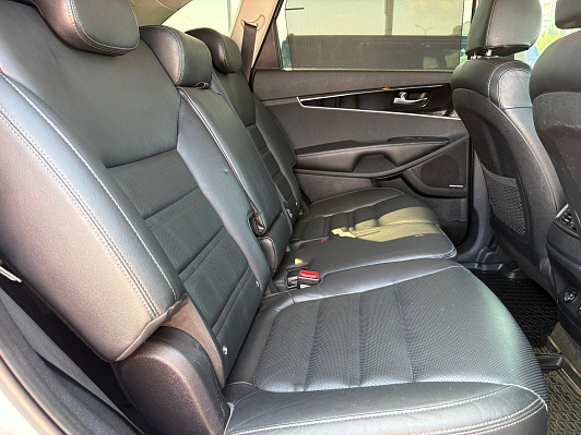 Kia Sorento Prestige, 2018 года, пробег 186000 км