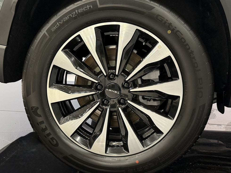 Tenet T8 Ультра 4WD, зеленый