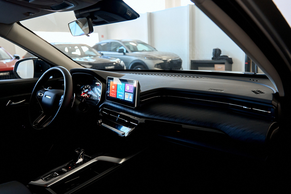 Haval Jolion Комфорт, серый