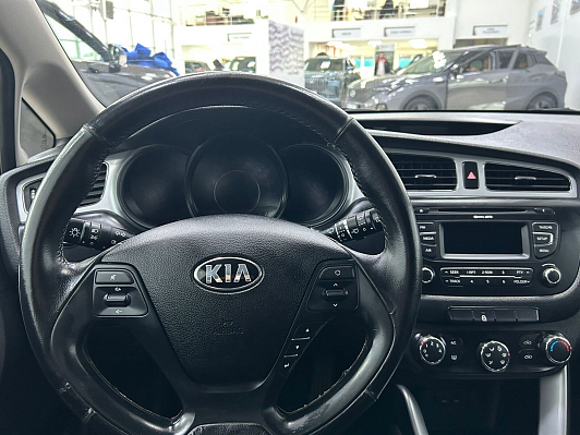 Kia Ceed, 2013 года, пробег 141000 км