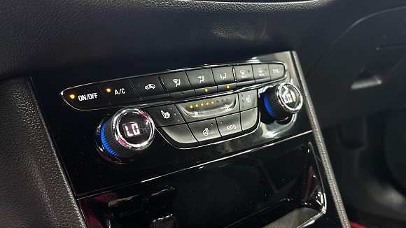 Opel Astra, 2017 года, пробег 158785 км