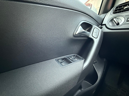 Volkswagen Polo CONNECT, 2019 года, пробег 48476 км