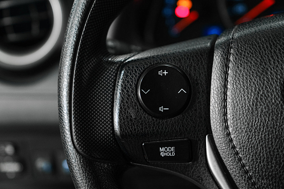 Toyota RAV4, 2015 года, пробег 122000 км