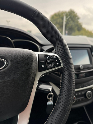 Lada (ВАЗ) Vesta Luxe Multimedia (2018-2019), 2019 года, пробег 78130 км