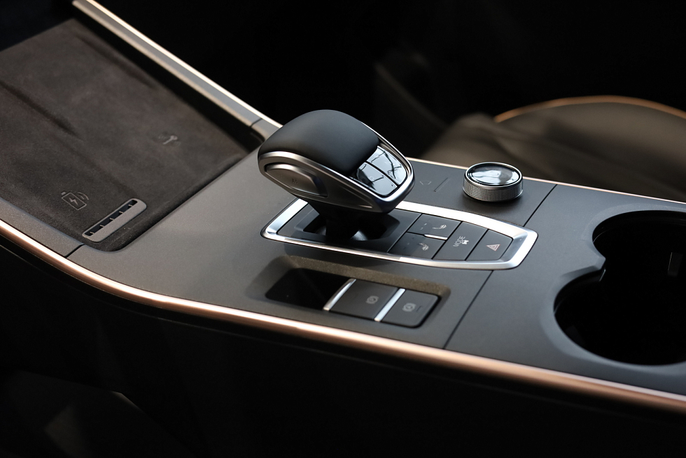 Omoda C5 Ultimate, белый