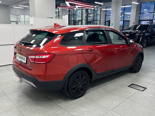 Lada (ВАЗ) Vesta Luxe, 2021 года, пробег 100414 км