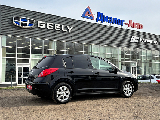 Nissan Tiida, 2008 года, пробег 149000 км