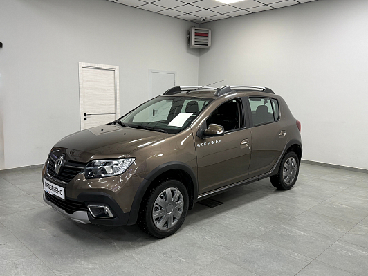 Renault Sandero Stepway Drive, 2019 года, пробег 80000 км