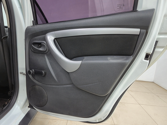 Renault Duster LE Adventure, 2012 года, пробег 208099 км