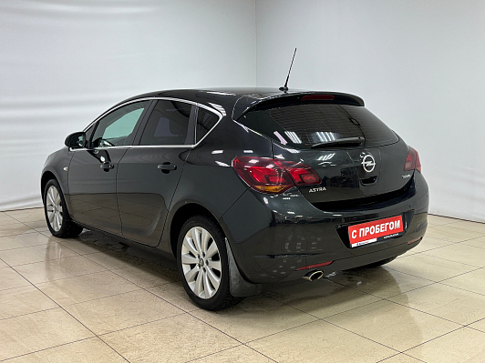 Opel Astra Cosmo, 2011 года, пробег 152947 км