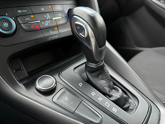 Ford Focus SYNC Edition, 2016 года, пробег 118000 км