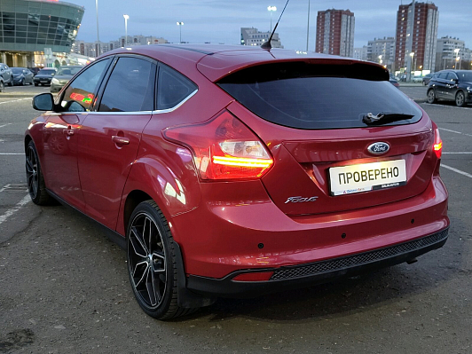 Ford Focus Titanium, 2012 года, пробег 184000 км