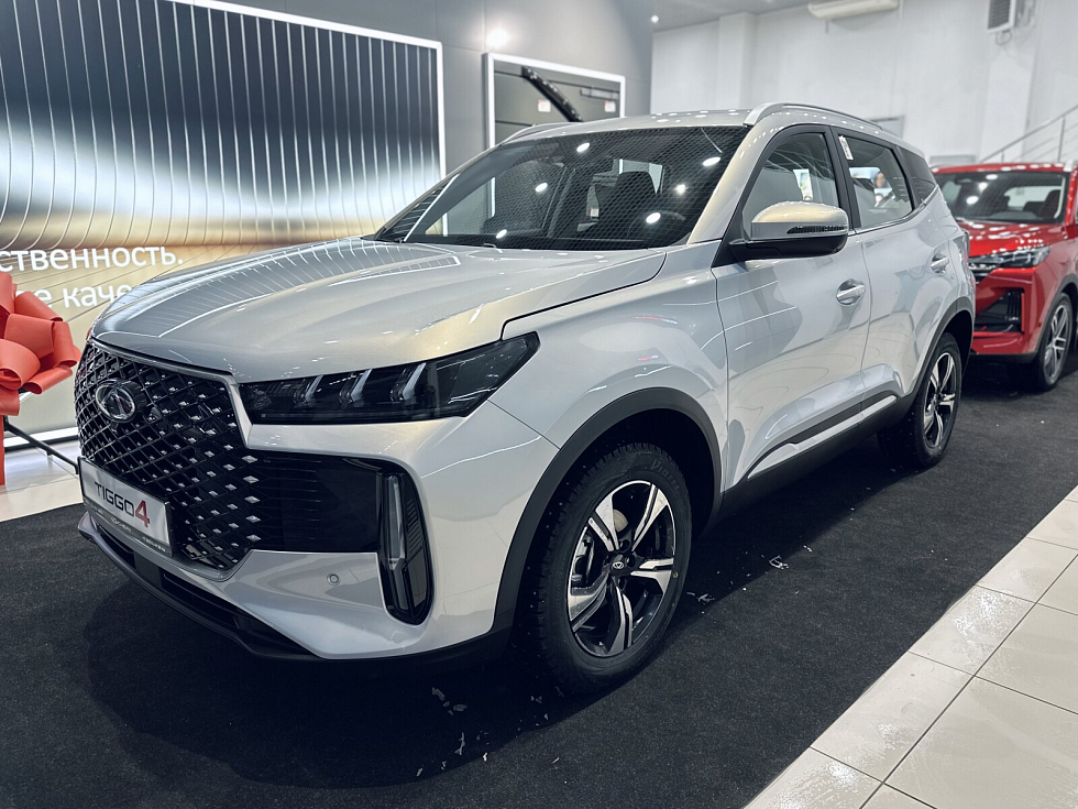 Chery Tiggo 4 MT Line, серебряный