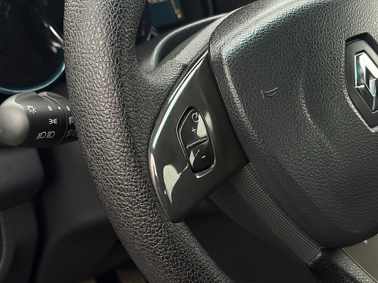 Renault Logan Privilege, 2018 года, пробег 184328 км