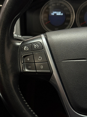 Volvo S60 Momentum, 2013 года, пробег 185117 км