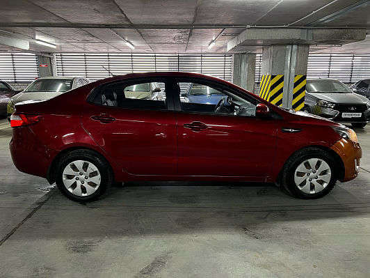 Kia Rio Luxe, 2013 года, пробег 136000 км