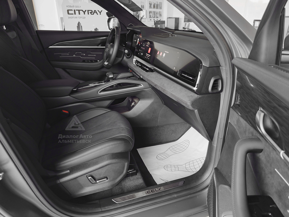 Geely Monjaro Exclusive (2023-2025), серый