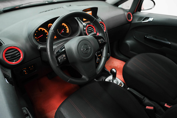 Opel Corsa Color Edition, 2012 года, пробег 158000 км