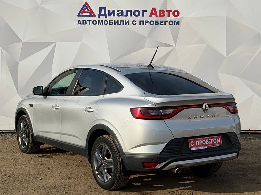 Renault Arkana Drive, 2021 года, пробег 125000 км