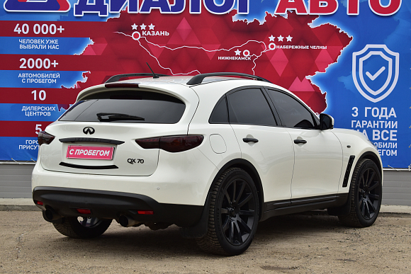 Infiniti QX70, 2014 года, пробег 200000 км