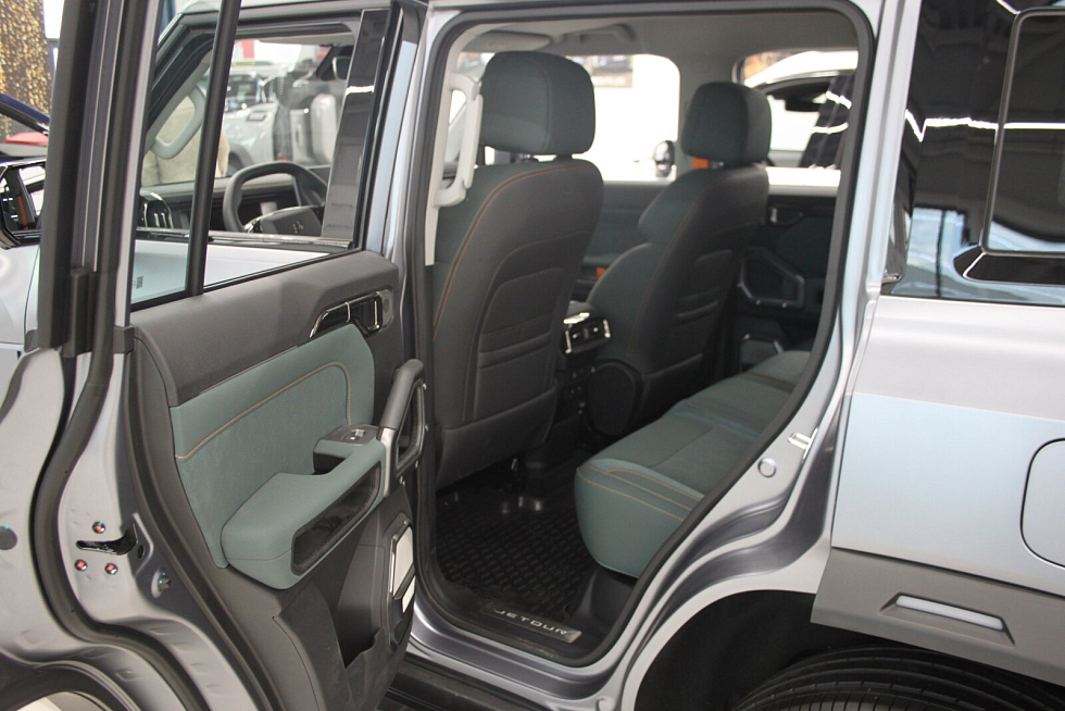 JETOUR T2 Discovery, серебряный