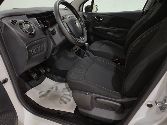 Renault Kaptur Drive, 2017 года, пробег 119280 км