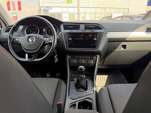 Volkswagen Tiguan Trendline, 2019 года, пробег 207260 км