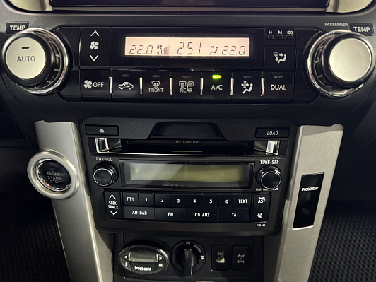 Toyota Land Cruiser Prado, 2012 года, пробег 243575 км