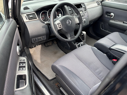 Nissan Tiida, 2008 года, пробег 149000 км