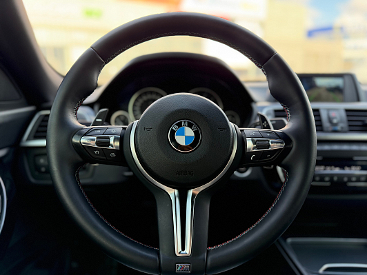 BMW 3 серии 320i xDrive M Sport, 2018 года, пробег 260000 км