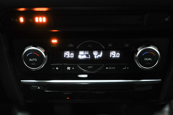 Mazda 6 Active, 2016 года, пробег 140000 км