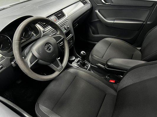 Skoda Rapid, 2014 года, пробег 196158 км