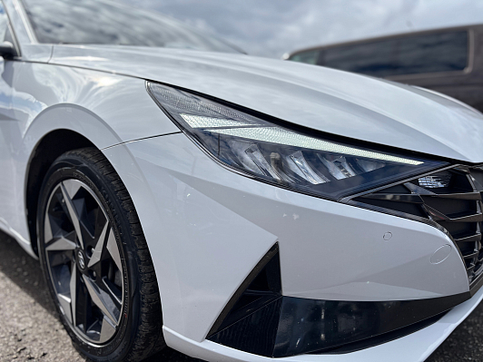 Hyundai Elantra Premium Edition, 2021 года, пробег 18993 км