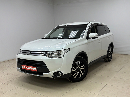 Mitsubishi Outlander Invite, 2014 года, пробег 131630 км