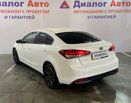 Kia Cerato Comfort, 2016 года, пробег 266000 км