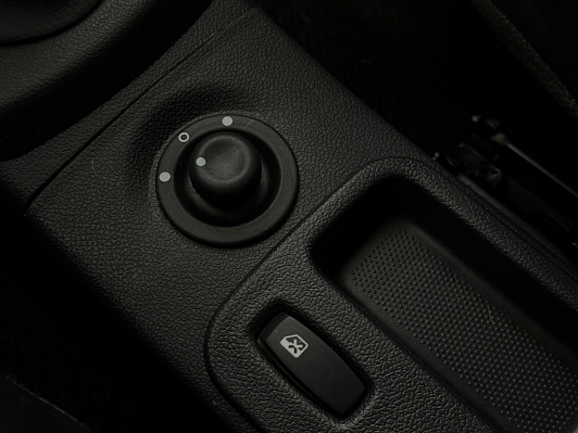 Lada (ВАЗ) Largus Luxe Glonass (7 мест) (2018-2019), 2018 года, пробег 211000 км