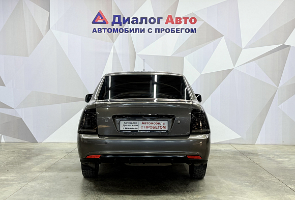 Lada (ВАЗ) Priora, 2013 года, пробег 306142 км