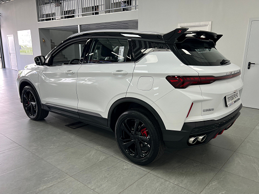 Geely Coolray, 2023 года, пробег 100 км
