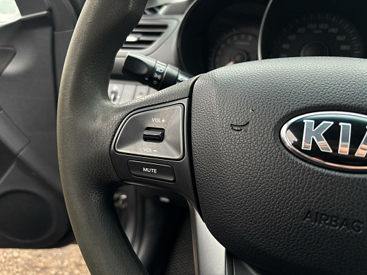 Kia Rio Luxe, 2013 года, пробег 125661 км