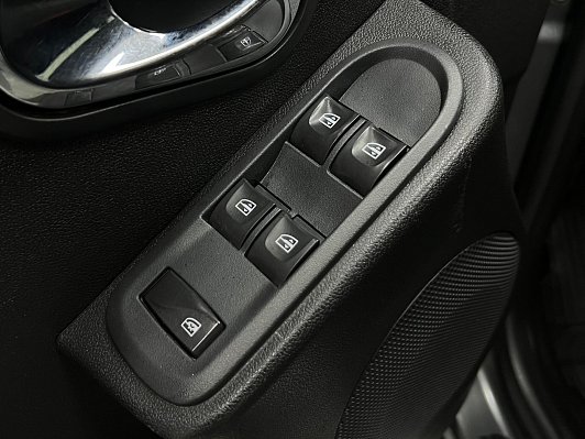Renault Duster Drive, 2020 года, пробег 94000 км