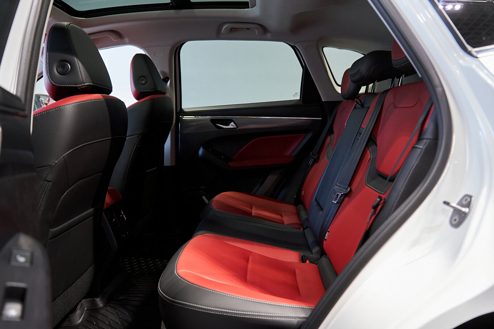 Haval Jolion Техно +, белый