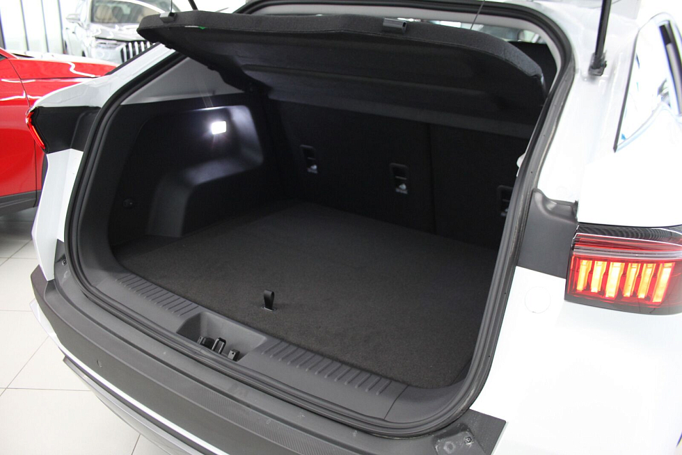 Omoda C5 Drive, белый