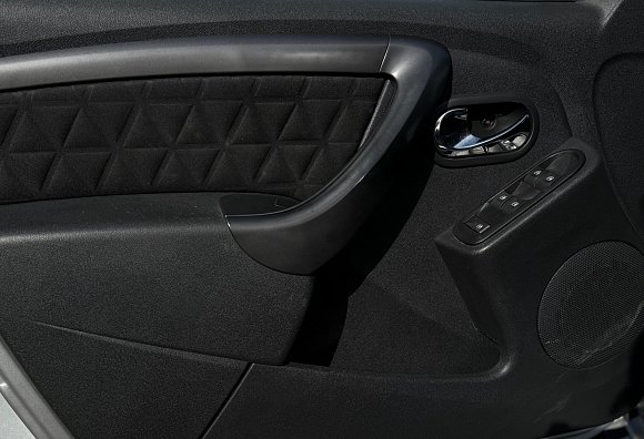 Renault Duster Adventure, 2017 года, пробег 182157 км